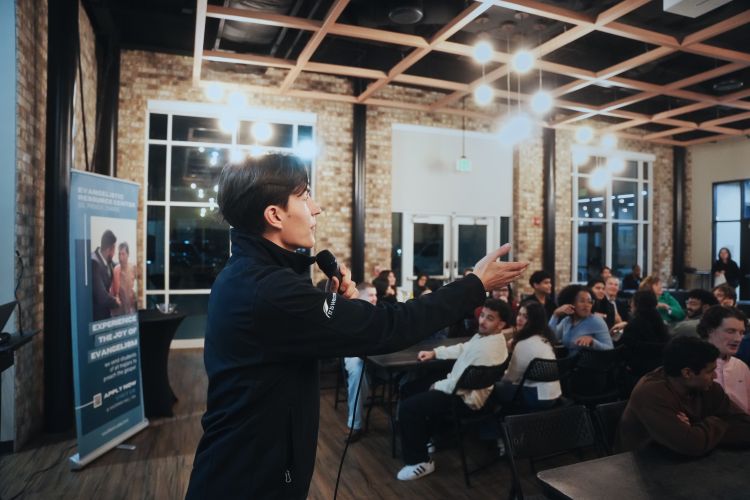 Bradley Speaking at the Grid